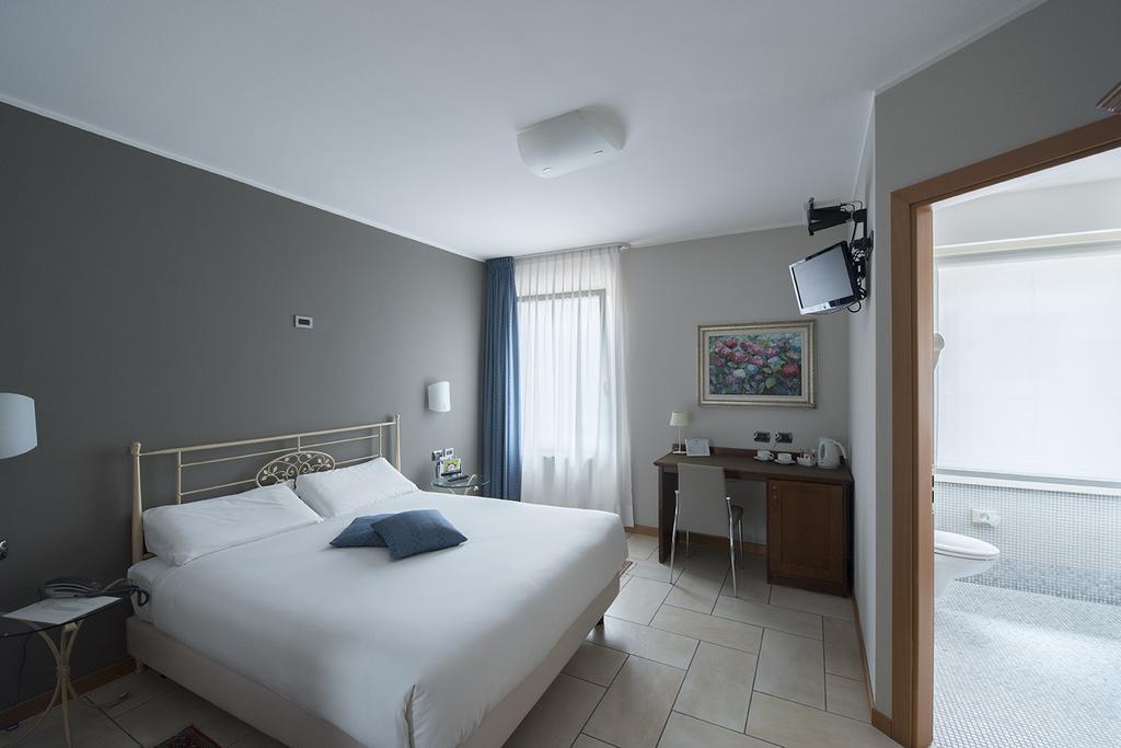 Hotel Villa Colico Zewnętrze zdjęcie